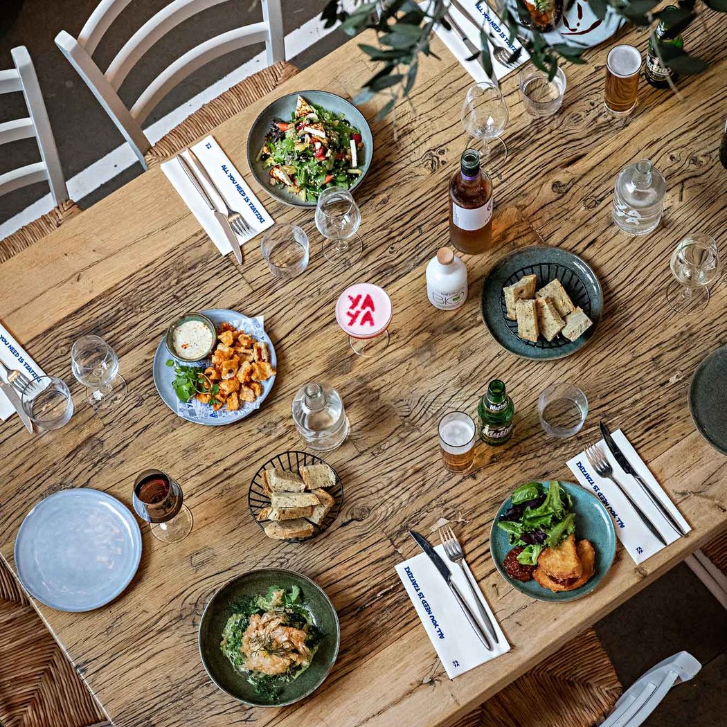 Yaya Secrétan - Restaurant méditerranéen & terrasse par Juan Arbelaez 1